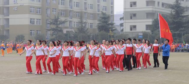 双流中学代表队入场