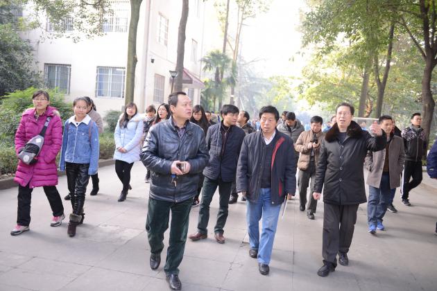 参观校园