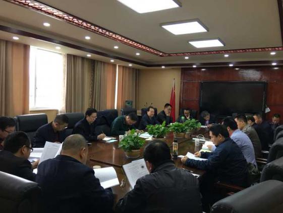 数学研培员文成林老师与数学组老师座谈