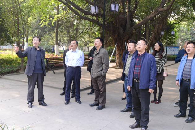 参观校园