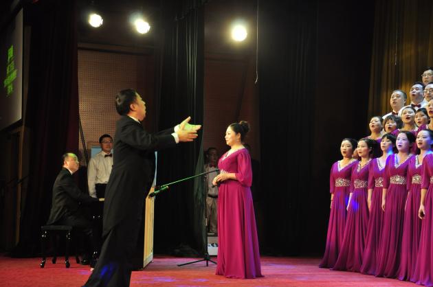何老师指挥