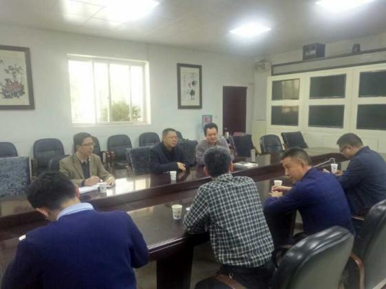 全面主持学校工作的龙清明副校长分享成果