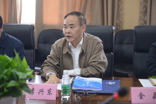 参会领导