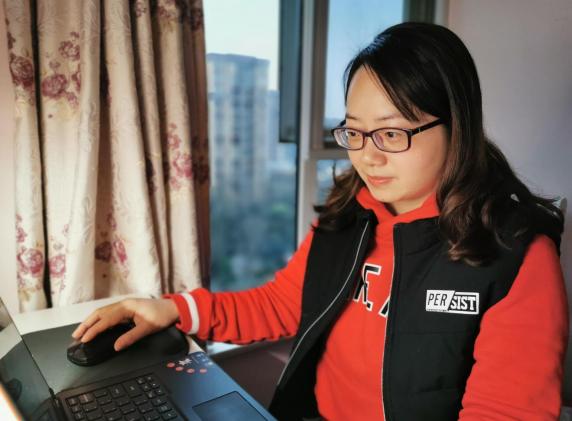 李爱英老师