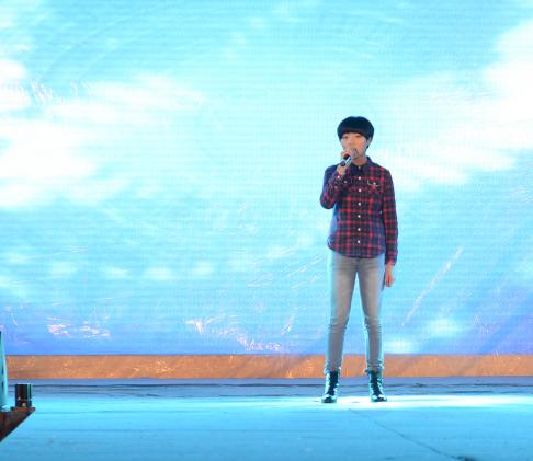 公兴初中的《和你一样》