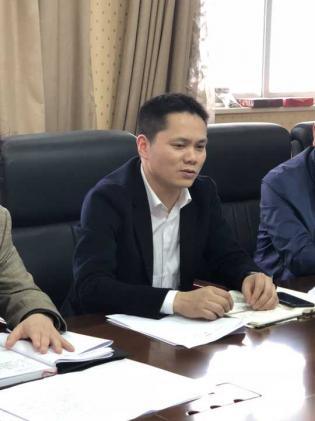 双流中学副校长徐天福发言