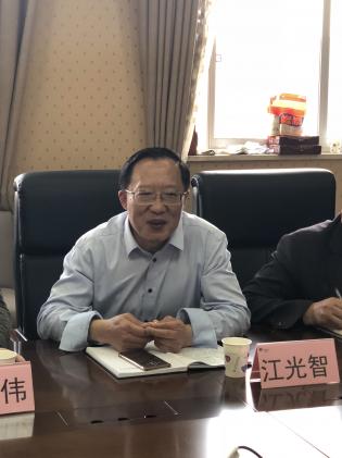  双流区教育技术装备中心江光智主任致欢迎词