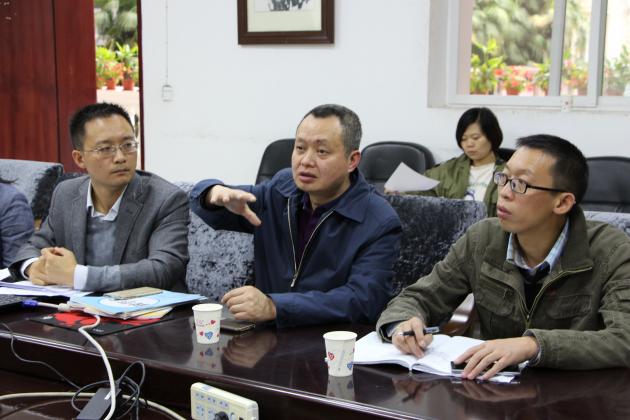 黄校长发言