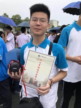 高三16班付政