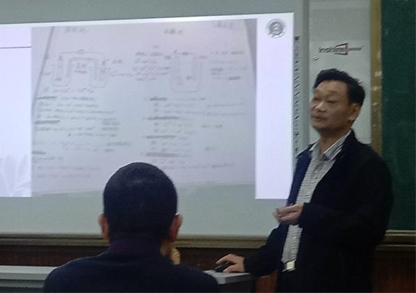 周友明老师发言