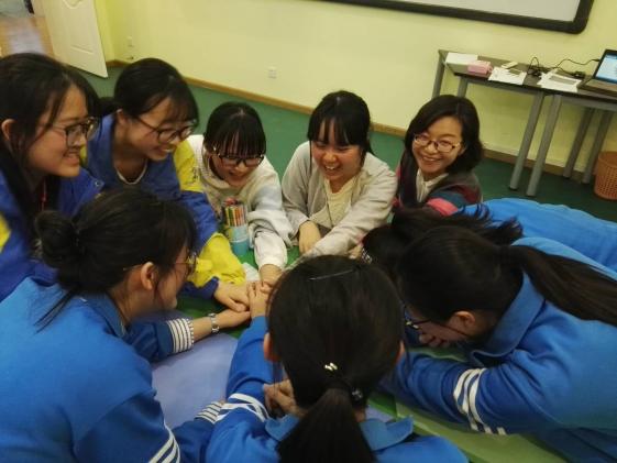 袁老师带领小组活动