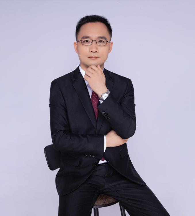 双流中学副校长 杜江涛