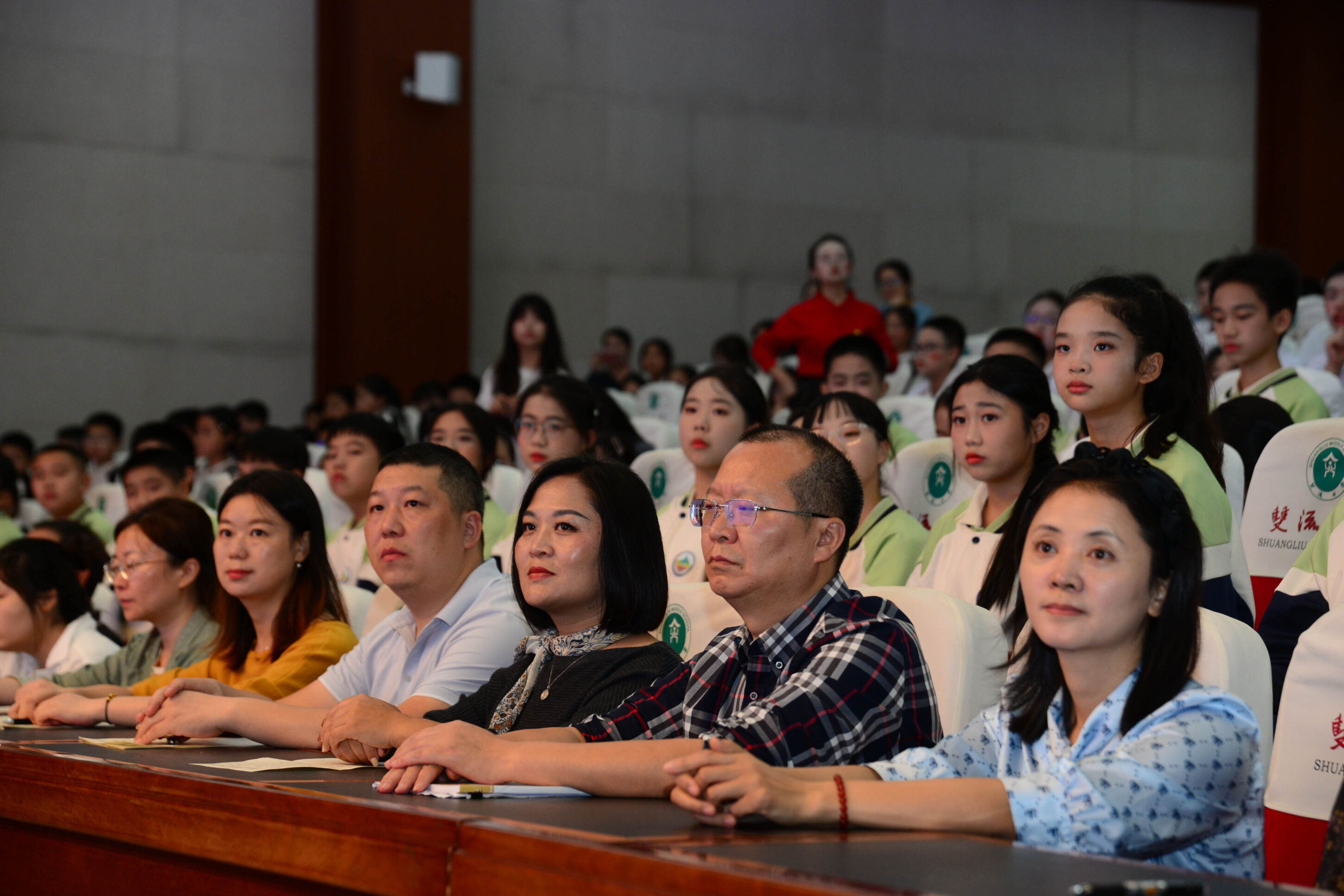 图2 参与活动的领导嘉宾