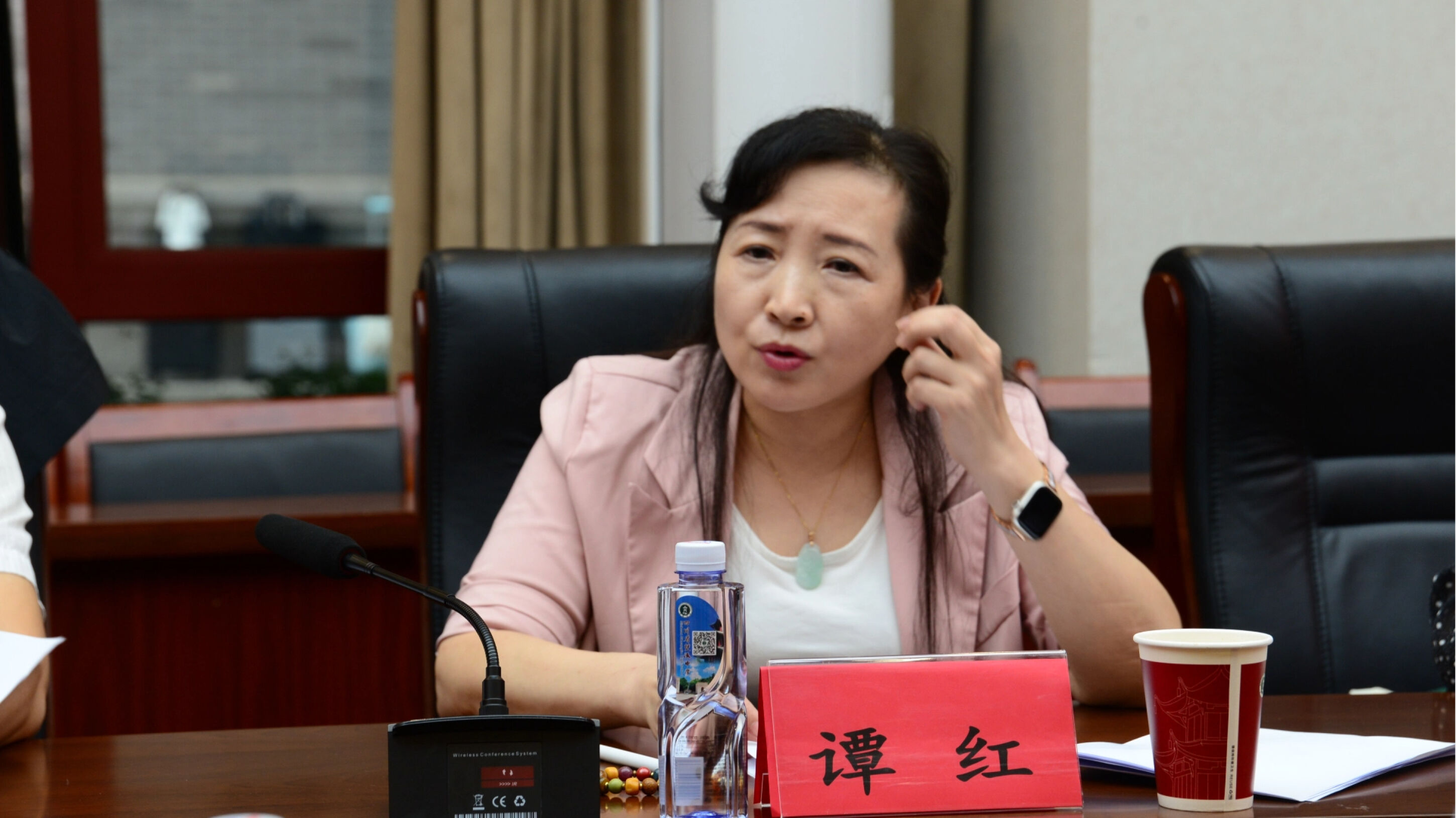 图4 区教科院谭红院长作指导 图4 区教科院谭红院长作指导