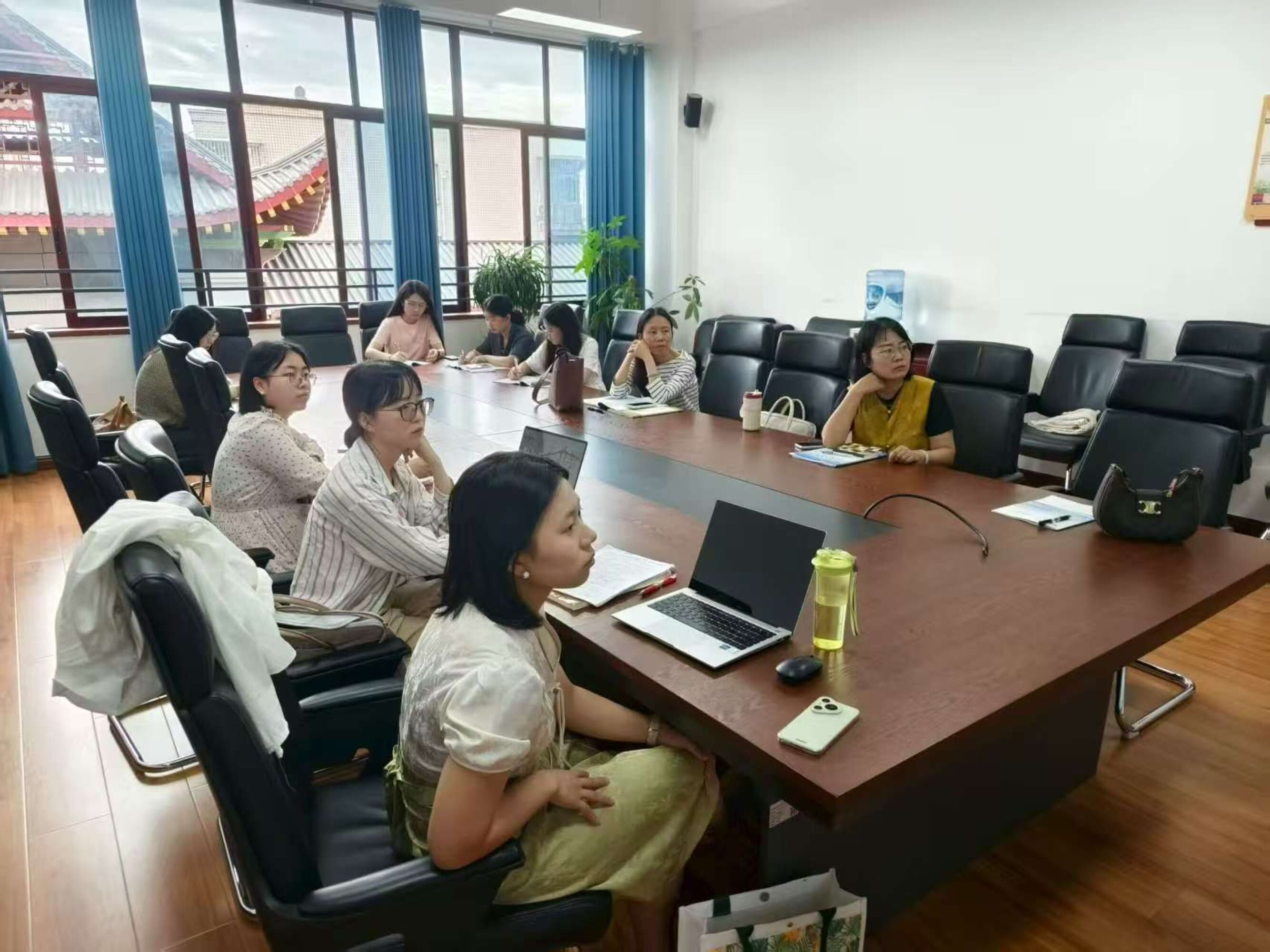 图5 政治教研组集体备赛
