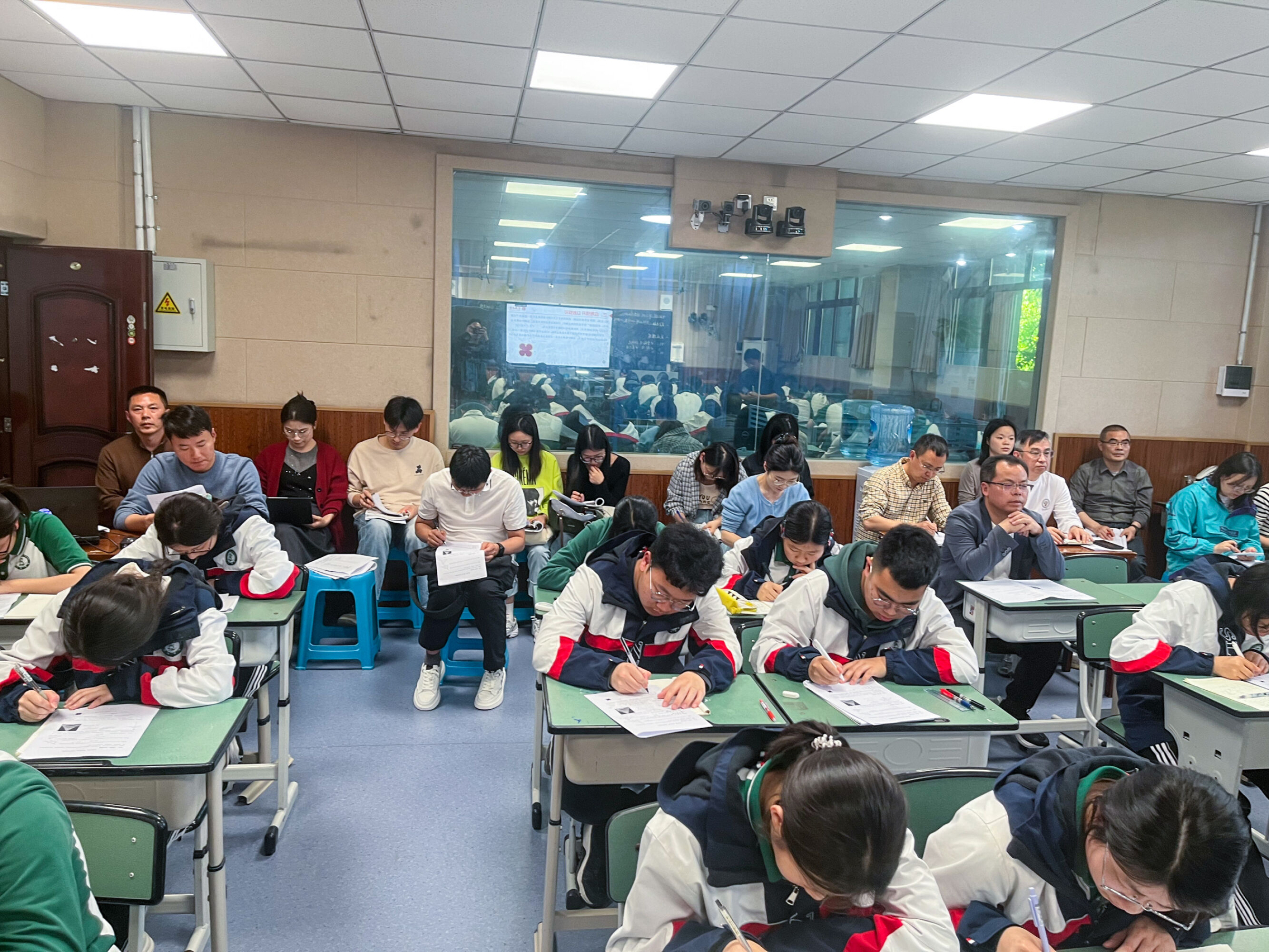 图1 活动现场一角