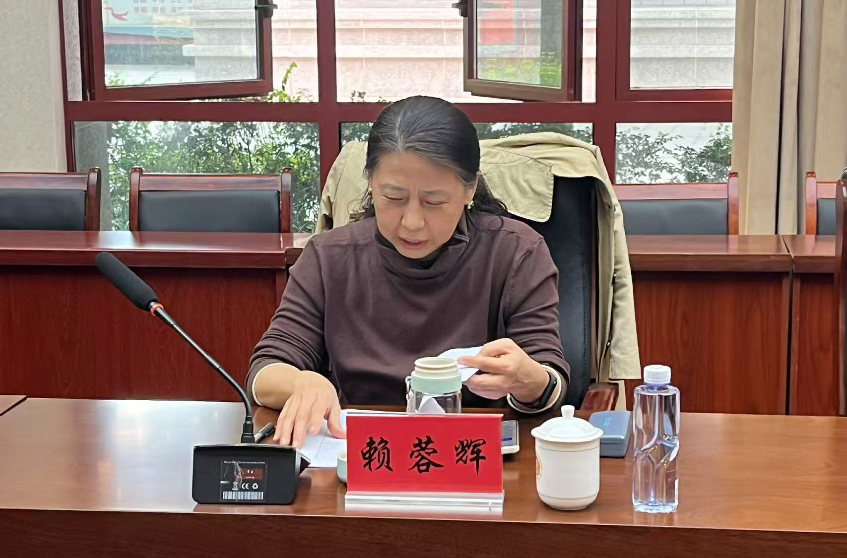 图4 成都市历史教研员赖蓉辉老师指导